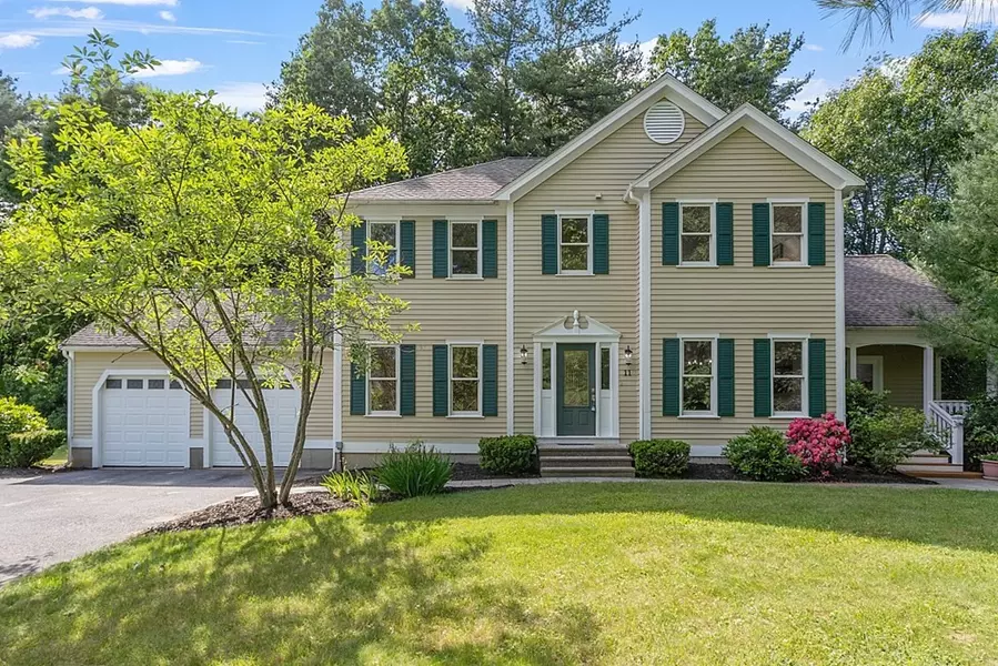 11 Greenbrier Drive, Westford, MA 01886