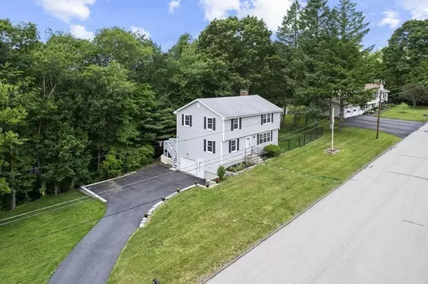 Millbury, MA 01527,31 Hemlock Dr