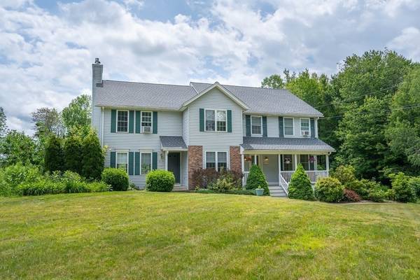 857 Wauwinet Road, Barre, MA 01005