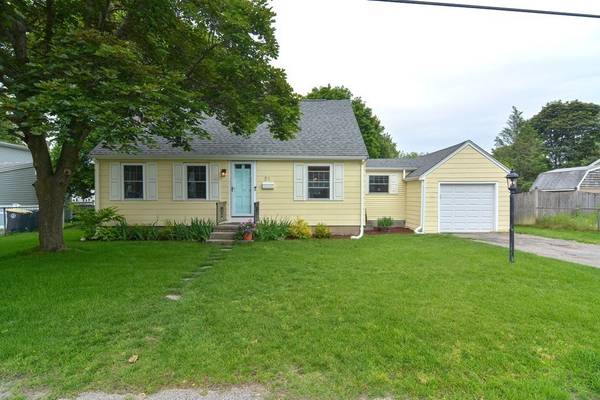 31 Altrura Rd, Weymouth, MA 02191