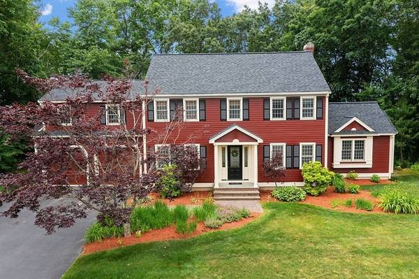 35 Chicory Road,  Westford,  MA 01886