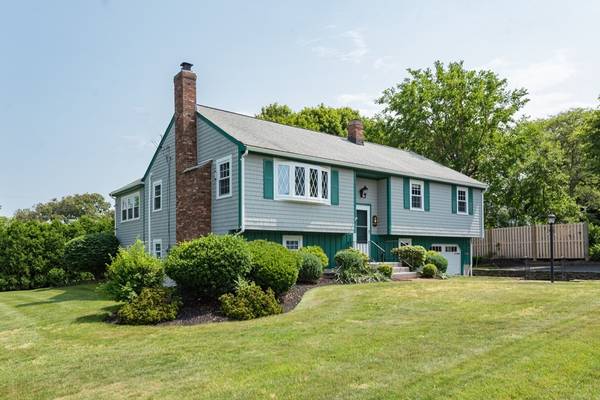 Scituate, MA 02066,8 3rd Ave