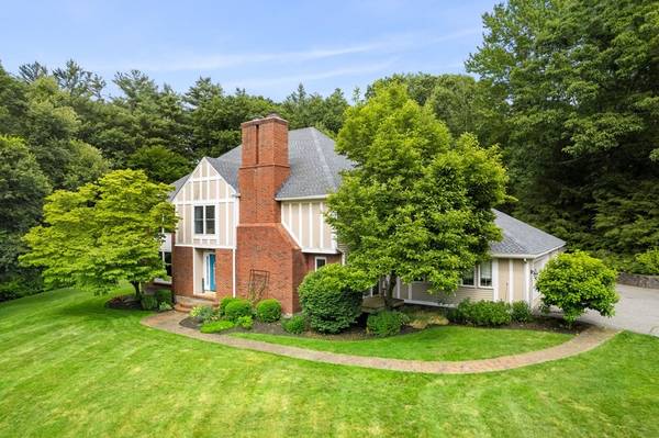 50 Hay Meadow Rd, North Andover, MA 01845