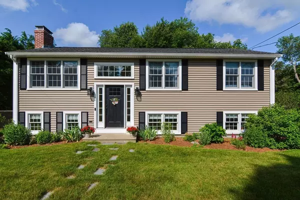 4 Gary Circle, Westborough, MA 01581