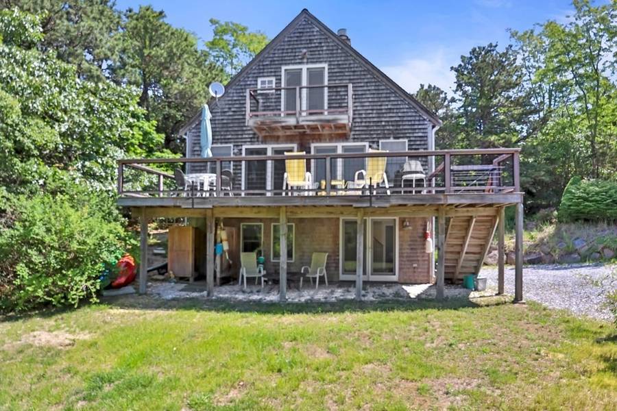 112 Castle Rd, Truro, MA 02666