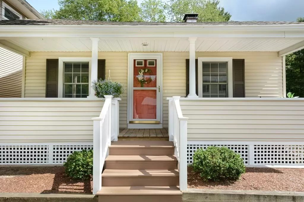 Uxbridge, MA 01569,77 Homeward Ave