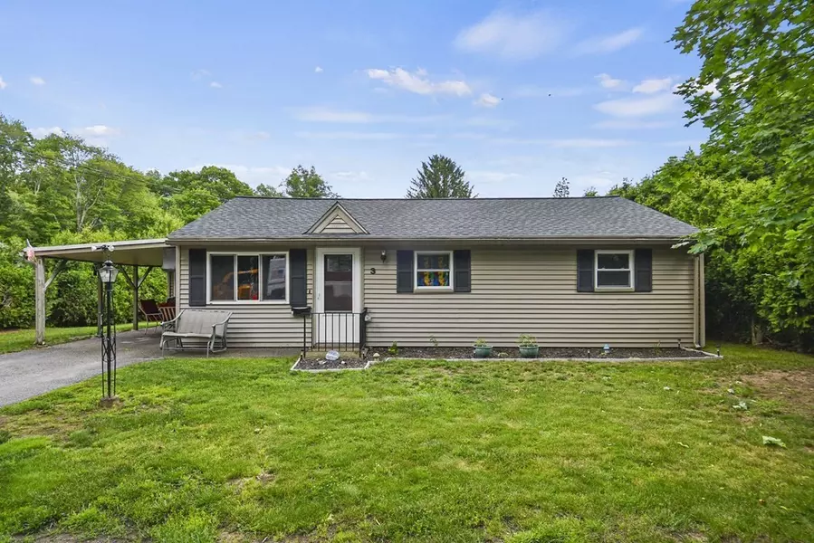 3 Candice Street, Clinton, MA 01510