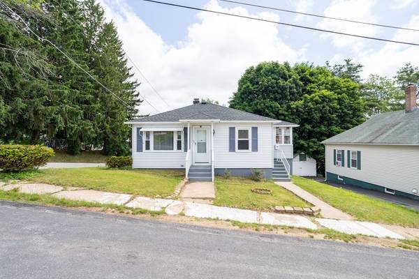 43 Harvard St, Gardner, MA 01440