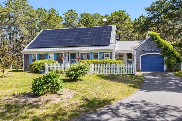 34 Uplands Dr, Wellfleet, MA 02667