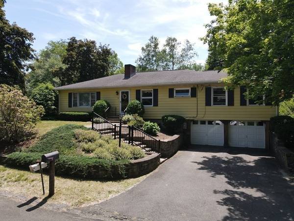 Greenfield, MA 01301,48 Burnham Rd