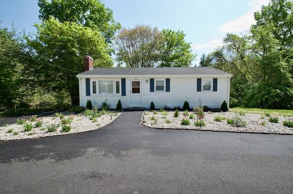 153 Pleasant View, Smithfield, RI 02917