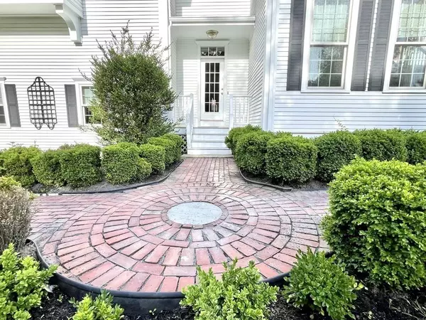 Marshfield, MA 02050,148 Hillcrest Rd