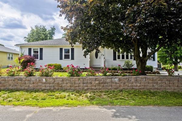 87 Haviland St, Ludlow, MA 01056