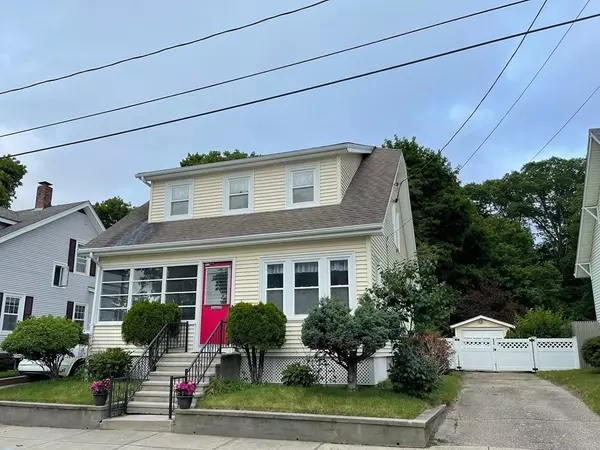 85 Wingold, Fall River, MA 02720