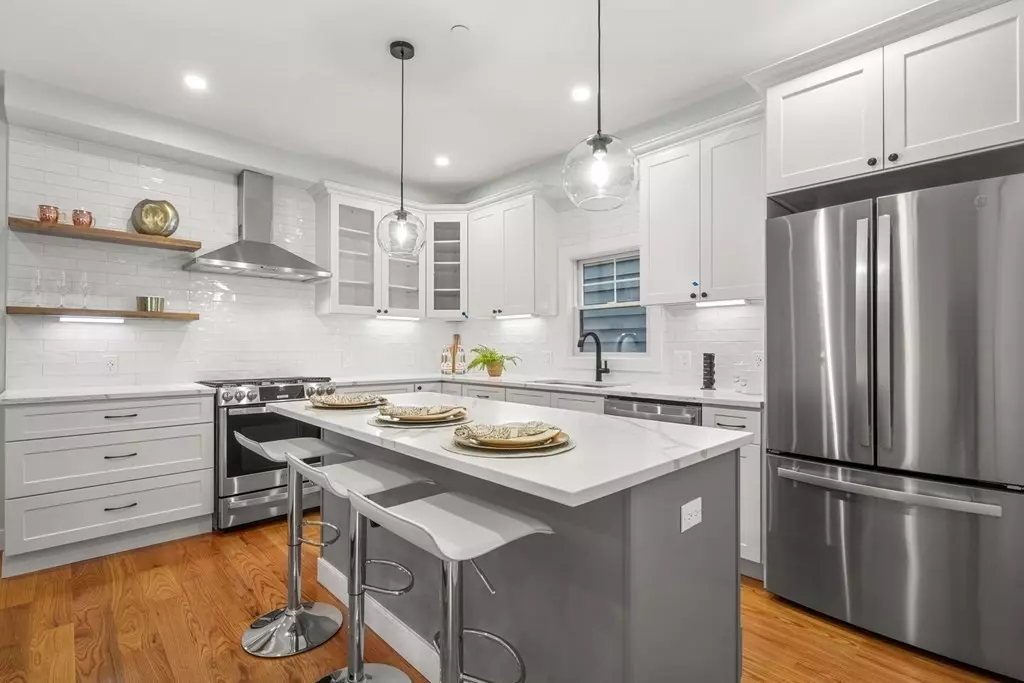 Boston, MA 02128,121 Havre #PH