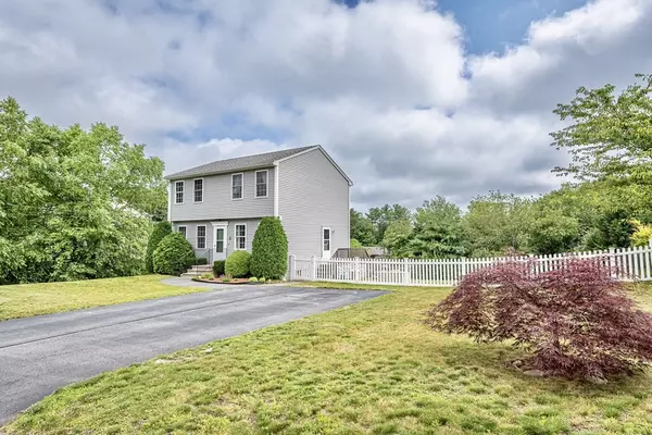 Coventry, RI 02816,4 Mountain Laurel Dr