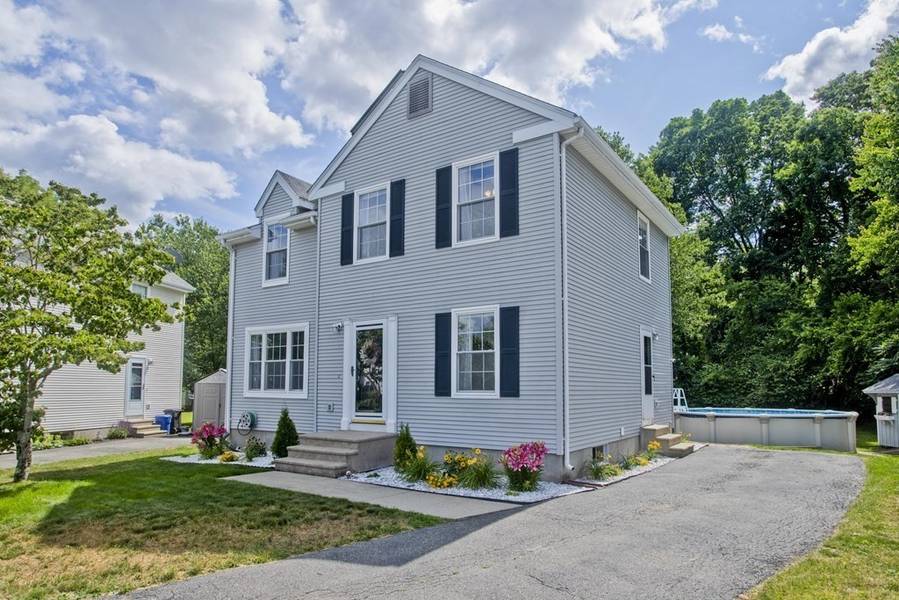 52 Schuyler Dr, East Longmeadow, MA 01028