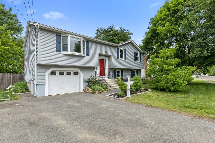 7 Robb Road, Beverly, MA 01915