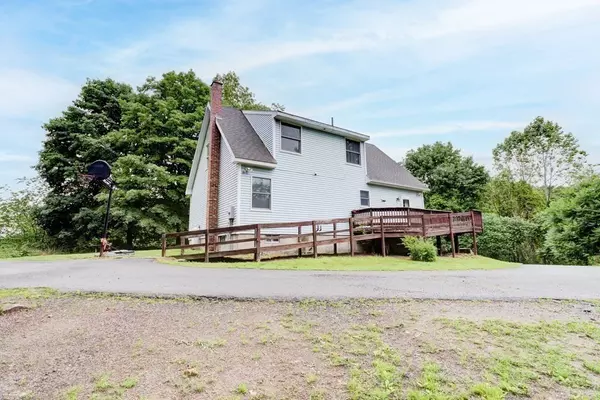 Greenfield, MA 01301,47 Leyden Road