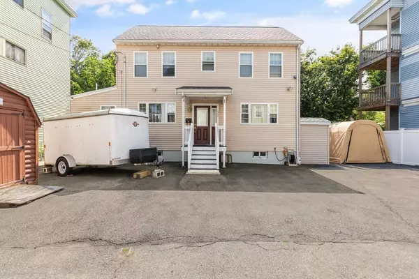 32 Whiting St, Lynn, MA 01902