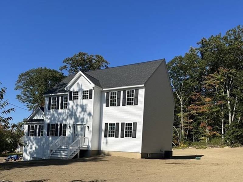 8 Sled Road, Ashburnham, MA 01430