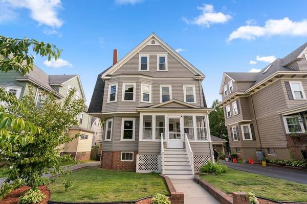 142 Powder House Blvd, Somerville, MA 02144