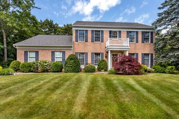 14 Norumbega Circle,  Franklin,  MA 02038