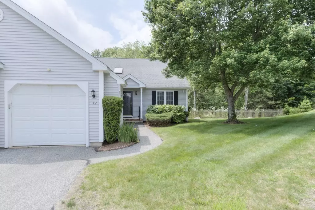 Uxbridge, MA 01569,42 Country Squire Rd #42