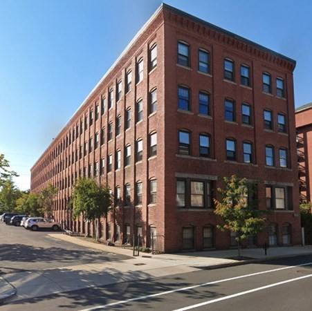 50 Rantoul St #501, Beverly, MA 01915