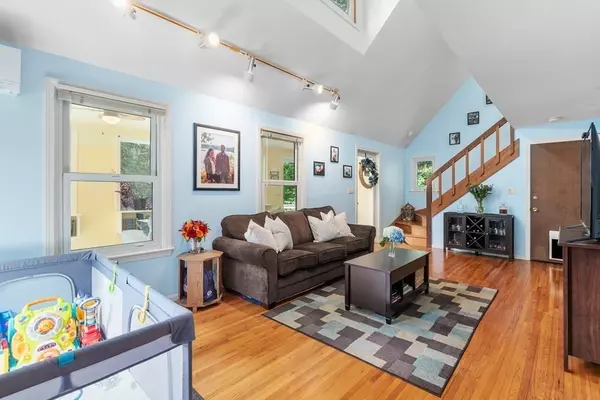 Ashland, MA 01721,17 Old Country Path