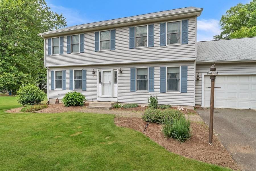 45 Dawes St, East Longmeadow, MA 01028