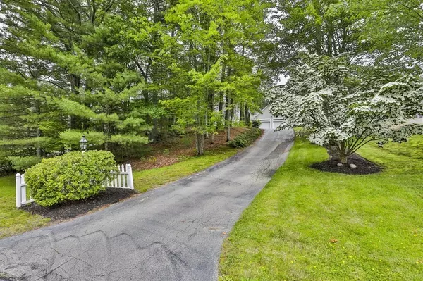 Windham, NH 03087,5 Hancock Road