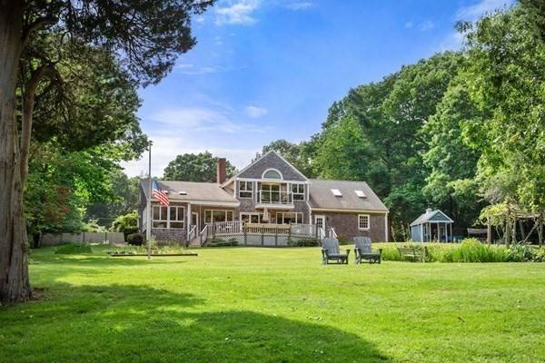 88 Old Meeting House Ln, Norwell, MA 02061