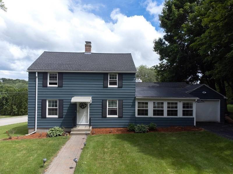 7 Summerhill Rd, Auburn, MA 01501