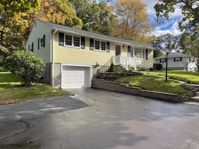 73 Lancaster Rd, Clinton, MA 01510