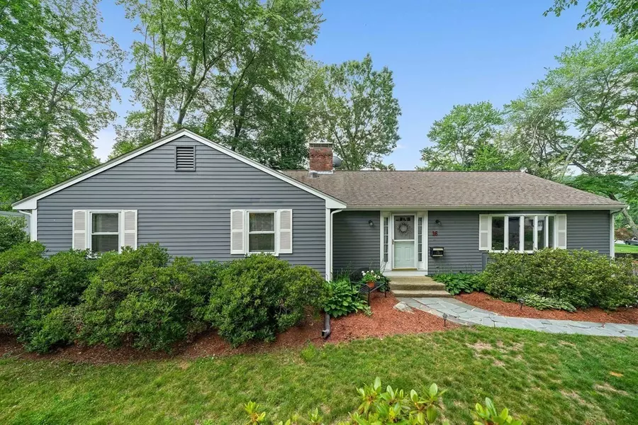 16 Summer Lane, Framingham, MA 01701