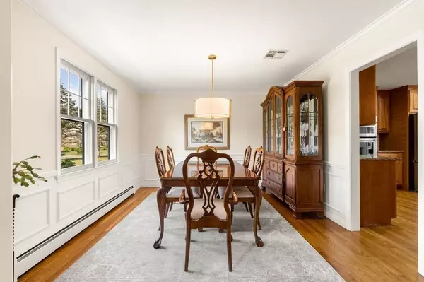 Hopkinton, MA 01748,12 Jamie Ln