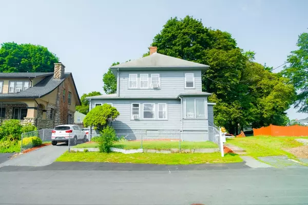 15 Boynton St, Lynn, MA 01904