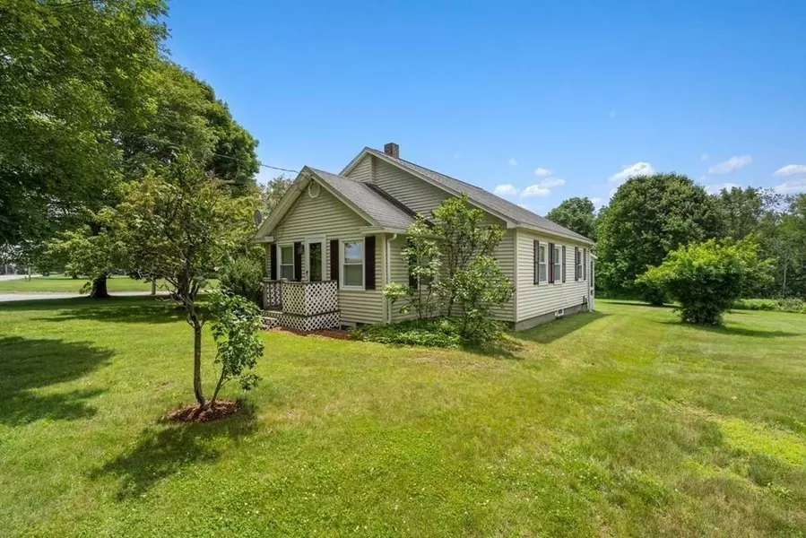 55 New Braintree Rd, North Brookfield, MA 01535