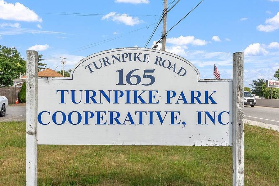 165 Turnpike Rd #3, Westborough, MA 01581