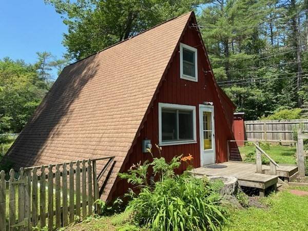 3 Shore Dr, Shutesbury, MA 01072