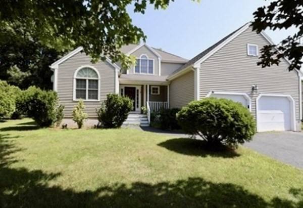 3 Bummet Brook Cir, Shrewsbury, MA 01545