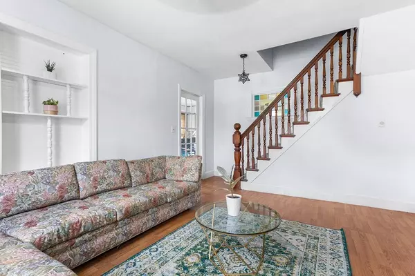 Hanson, MA 02341,329 Reed St