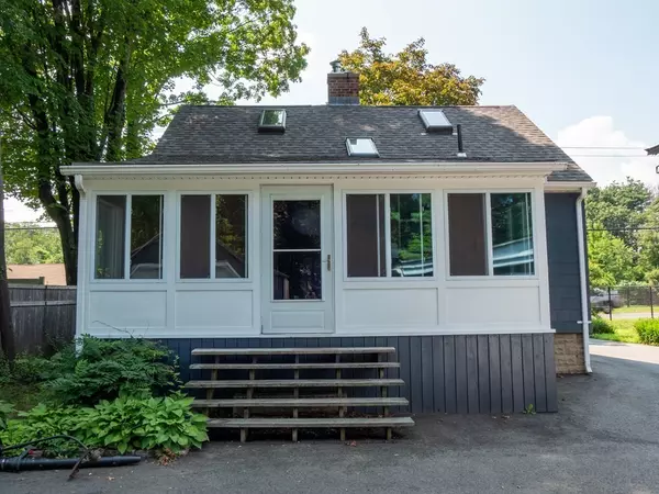 Agawam, MA 01001,391 Suffield Street