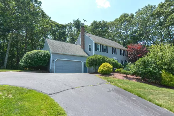 7 Wellfleet Dr., Norfolk, MA 02056