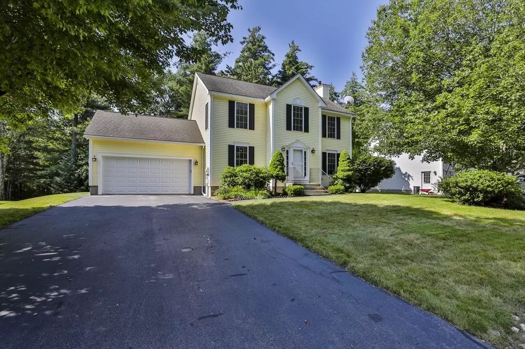 Nashua, NH 03062,45 Cherrywood Dr