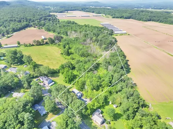 Southwick, MA 01077,273 S Longyard Rd