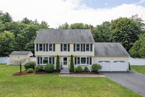 11 Puddingstone, Mendon, MA 01756