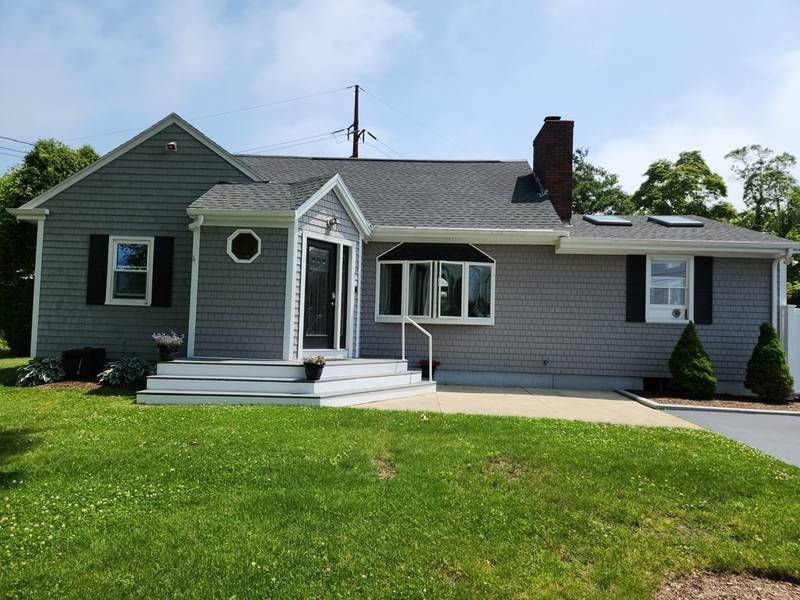 7 Ridgecrest Ave., Fairhaven, MA 02719