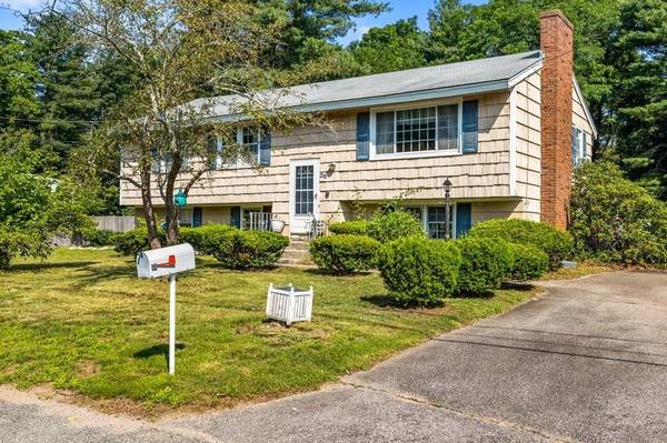 38 Smith Ave, Stoughton, MA 02072